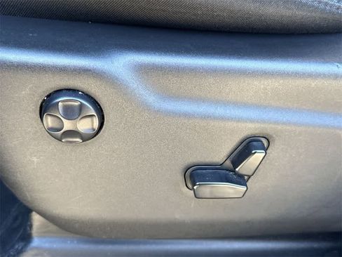 Used 2023 Dodge Durango GT image 26