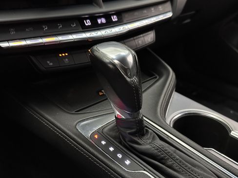 Used 2020 Cadillac CT4 Premium Luxury RWD image 16