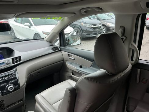 Used 2013 Honda Odyssey EX-L image 18
