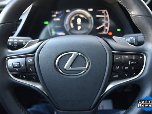 Used 2025 Lexus ES 300h 300h image 14