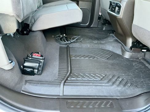 Used 2022 Chevrolet Silverado 1500 LTZ w/ LTZ Premium Package image 26