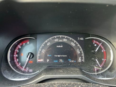 Used 2023 Toyota RAV4 LE FWD image 21