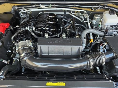Used 2024 Nissan Frontier S image 14