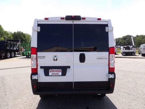 Used 2025 RAM ProMaster 2500 w/ U-Haul Equipment Group FWD image 6