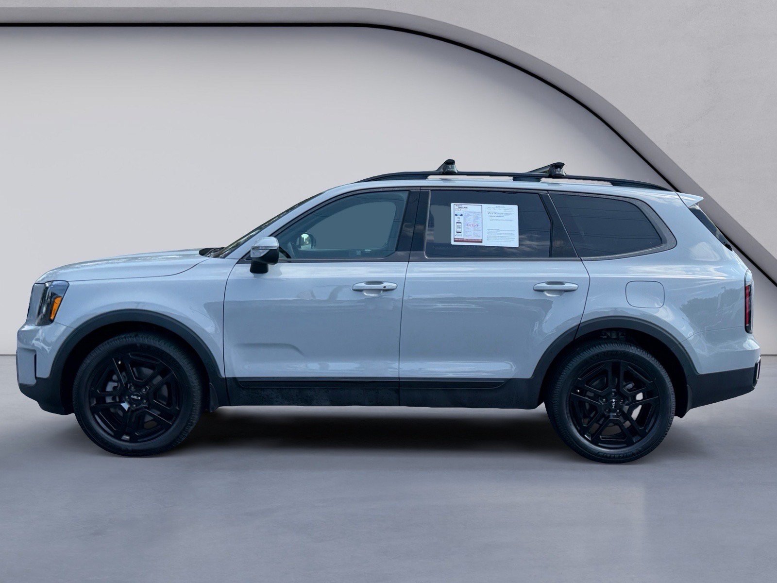 Used 2024 Kia Telluride EX X-Line AWD/4WD image 2