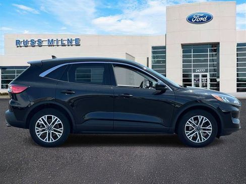 Used 2022 Ford Escape SEL w/ Technology Package AWD/4WD image 2