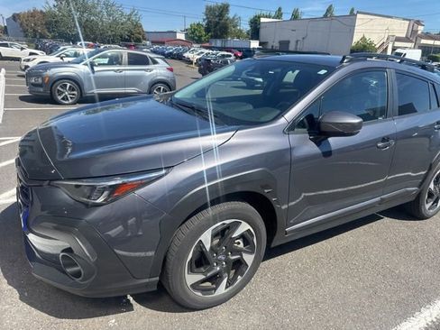 Used 2024 Subaru Crosstrek 2.5i Limited w/ Crosstrek Mirror Package AWD/4WD image 6