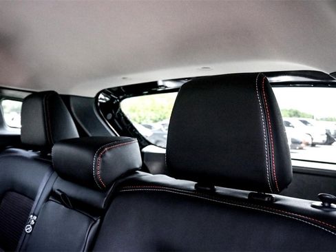 New 2025 Nissan Kicks SR image 20