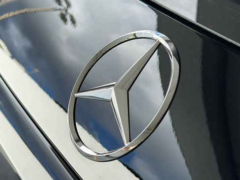 Certified 2026 Mercedes-Benz GLC 300 4MATIC image 9