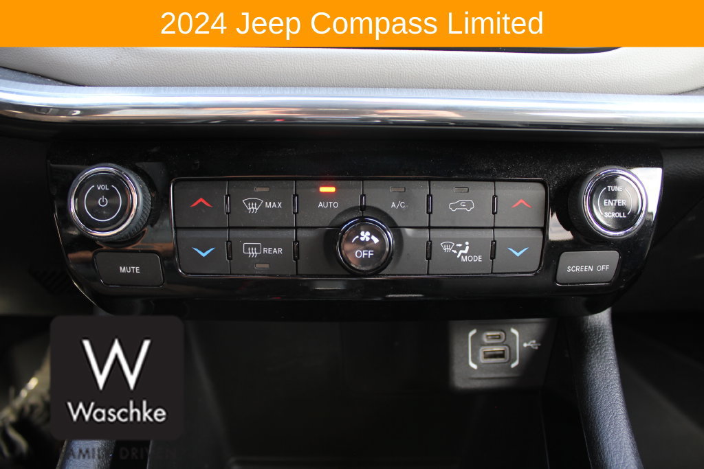 Used 2024 Jeep Compass Limited AWD/4WD image 30