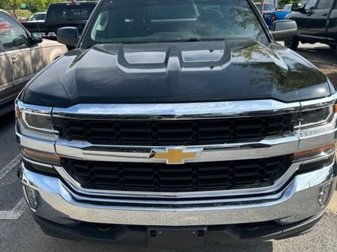 Used 2018 Chevrolet Silverado 1500 LT w/ All Star Edition AWD/4WD image 5