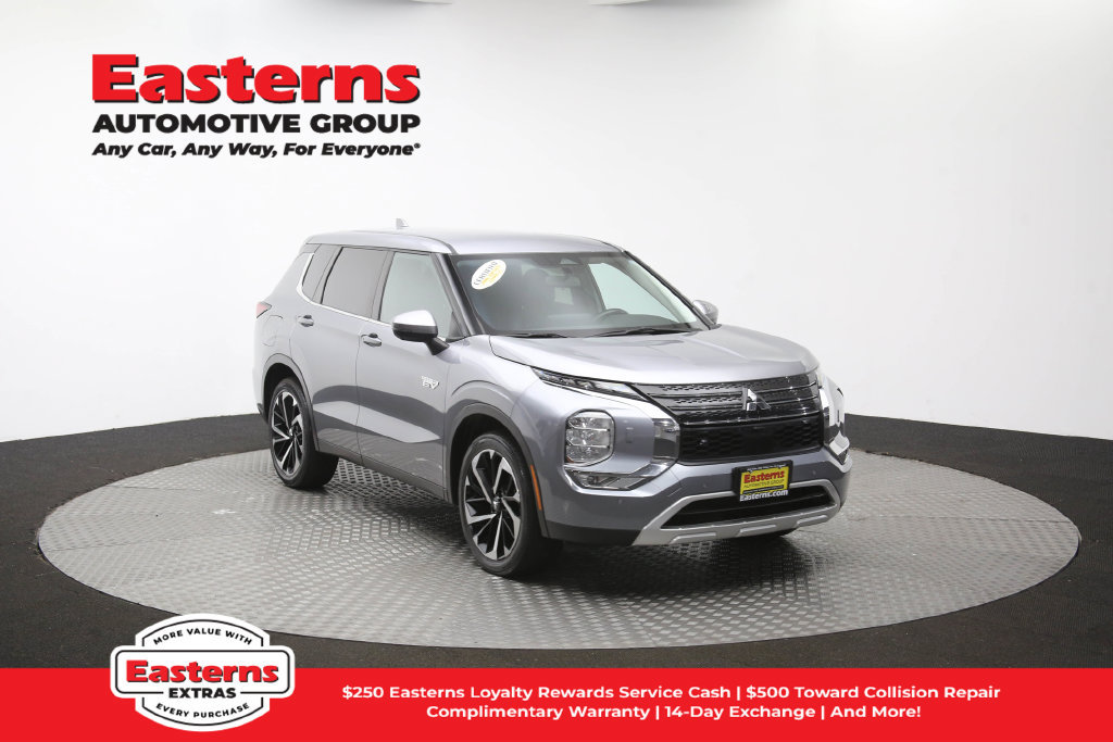 Used 2023 Mitsubishi Outlander SE AWD/4WD image 51