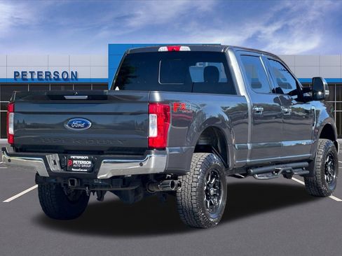 Used 2019 Ford F350 Lariat w/ Chrome Package AWD/4WD image 4