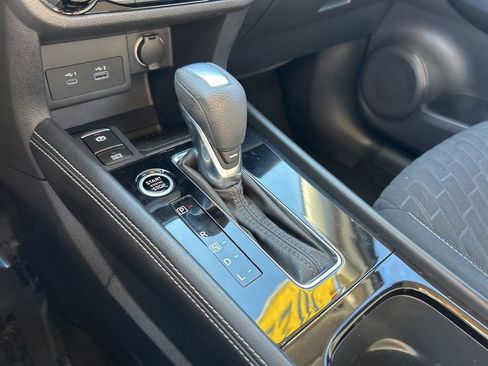 Used 2022 Nissan Kicks SV FWD image 34