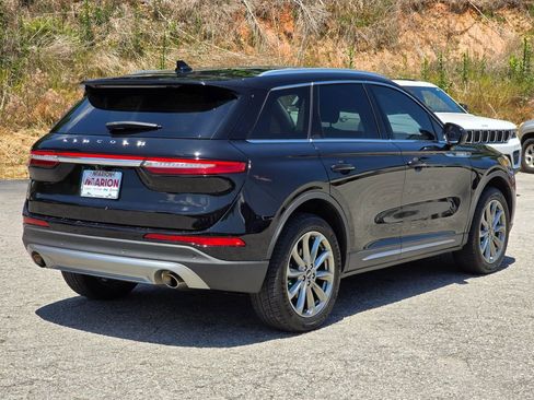 Used 2022 Lincoln Corsair FWD w/ Premium Package image 16