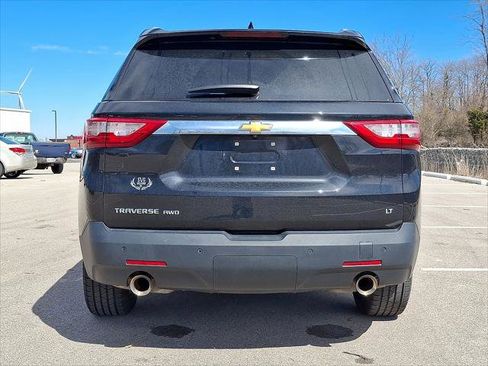Used 2018 Chevrolet Traverse LT image 23