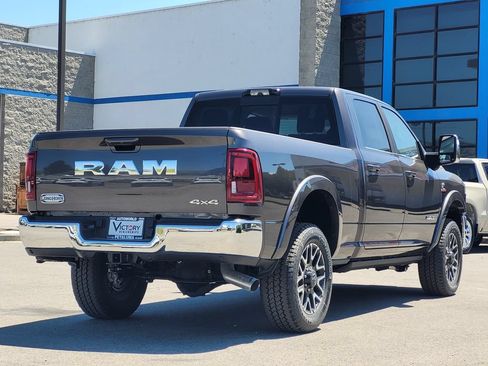 New 2026 RAM 2500 Limited AWD/4WD image 3