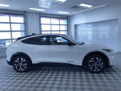 Used 2021 Ford Mustang Mach-E Premium image 36