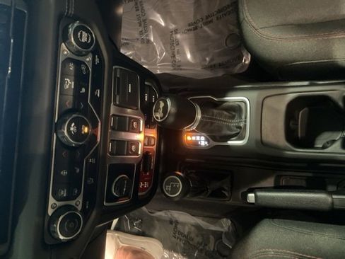 Used 2024 Jeep Wrangler Rubicon w/ Technology Group image 18