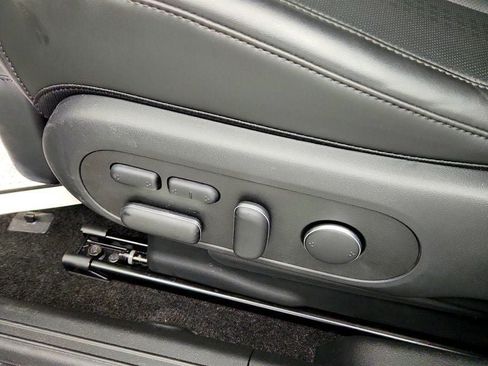 Used 2025 Hyundai Ioniq 5 Limited RWD image 12
