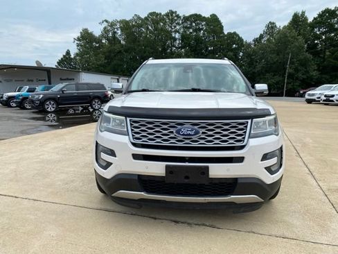 Used 2016 Ford Explorer Platinum AWD/4WD image 5