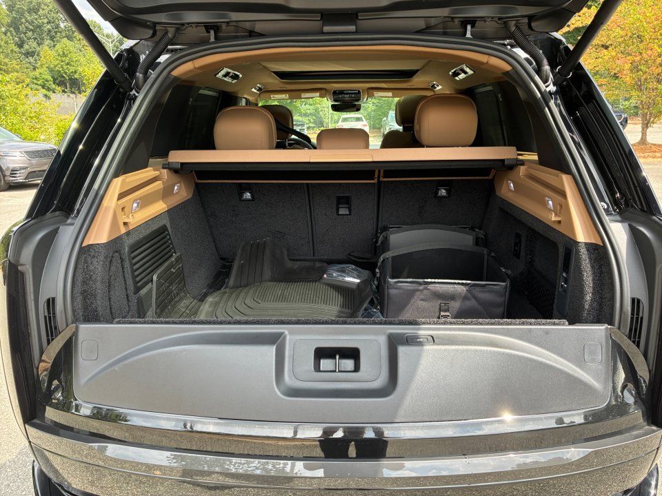 New 2026 Land Rover Range Rover SE AWD/4WD image 15