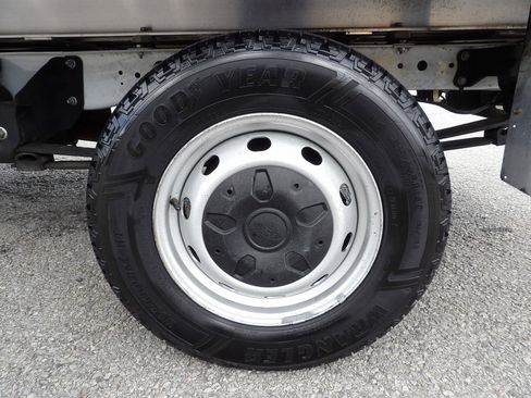 Used 2019 Ford Transit 250 138 image 37