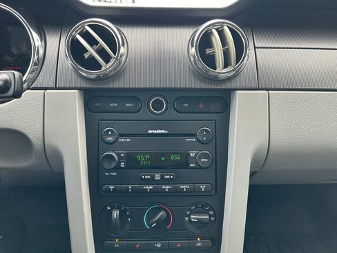 Used 2007 Ford Mustang GT RWD image 16