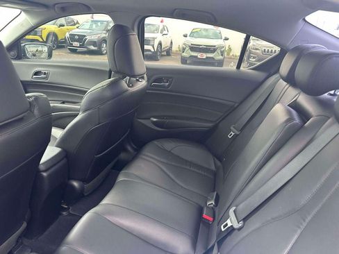 Used 2019 Acura ILX FWD image 10