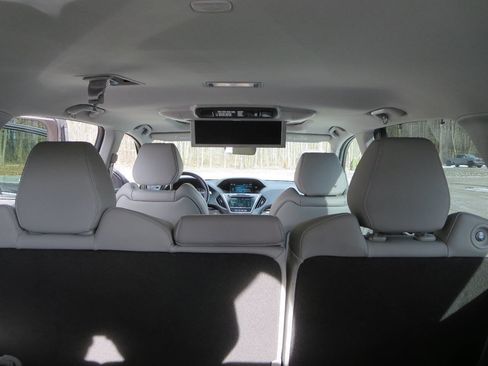 Used 2016 Acura MDX SH AWD w/Advance w/RES 4dr SUV image 17