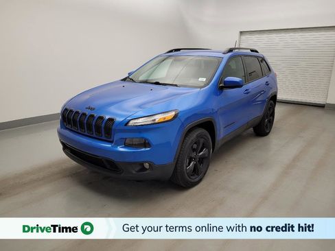 Used 2018 Jeep Cherokee Latitude w/ Altitude Package AWD/4WD image 1