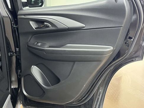Used 2025 Chevrolet TrailBlazer LT FWD image 26