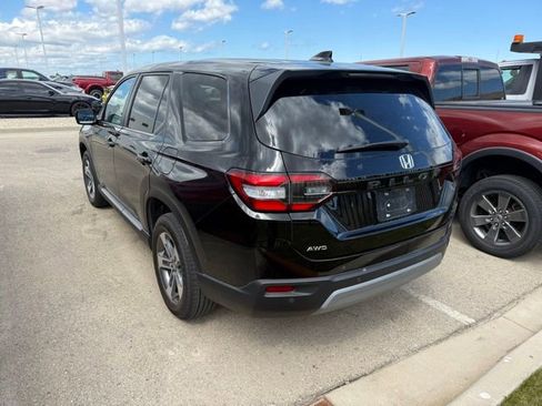 Used 2024 Honda Pilot EX-L image 2