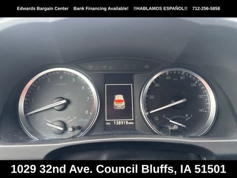Used 2017 Toyota Highlander SE AWD/4WD image 15