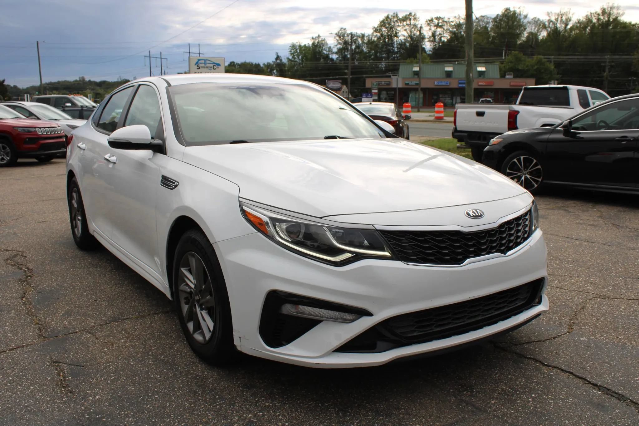 Used 2020 Kia Optima LX FWD image 6