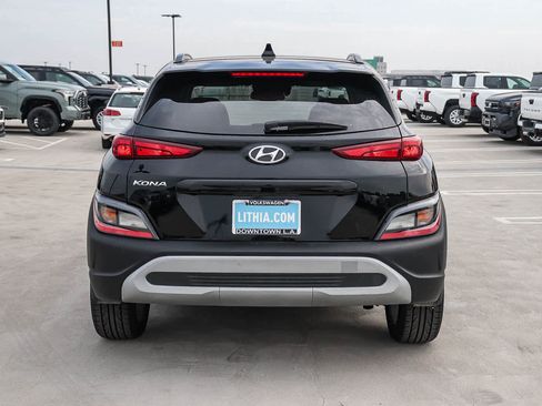 Used 2022 Hyundai Kona SEL image 6