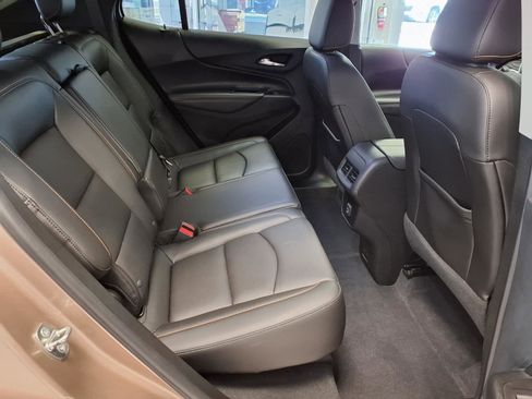 Used 2019 Chevrolet Equinox Premier FWD image 13