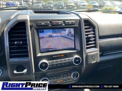 Used 2021 Ford Expedition Max XLT image 18