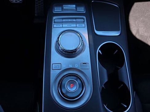 Used 2024 Genesis GV70 2.5T w/ Sport Prestige Package image 25