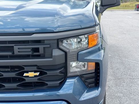 Used 2024 Chevrolet Silverado 1500 Custom image 9