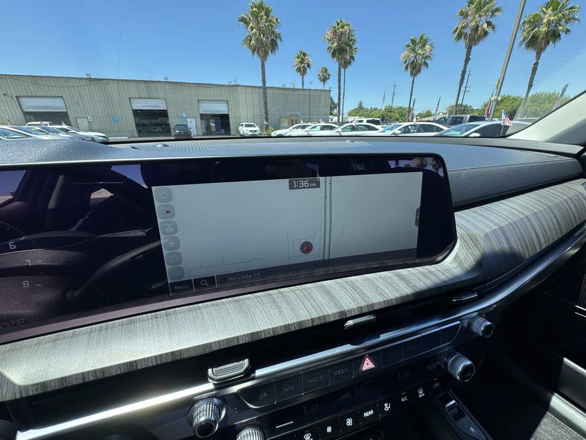 Used 2024 Kia Telluride SX FWD image 31