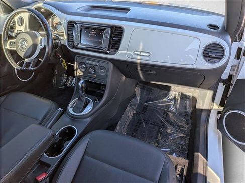 Used 2016 Volkswagen Beetle 1.8T SE image 18