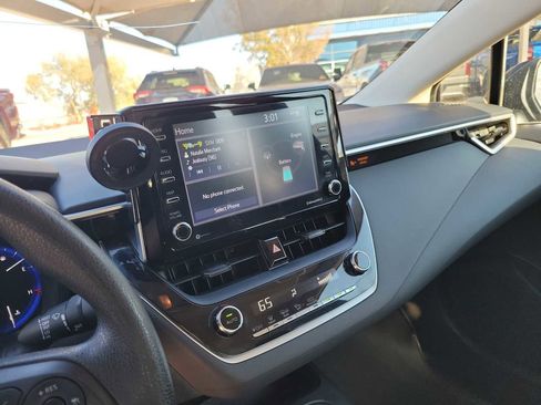 Used 2021 Toyota Corolla LE w/ Carpet Mat Package (TMS) image 20