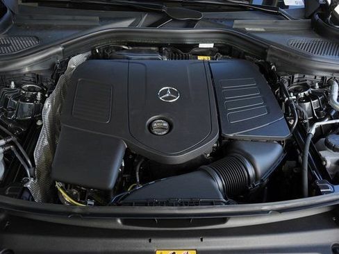 New 2026 Mercedes-Benz GLC 300 image 31