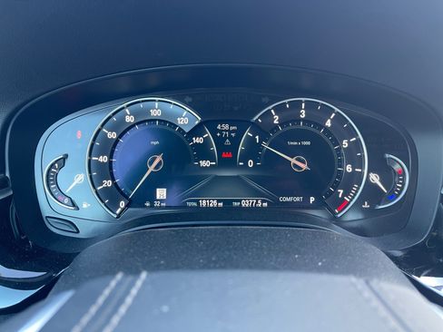 Used 2019 BMW 530i w/ Convenience Package image 18