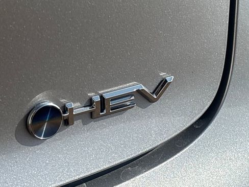 New 2026 Toyota Prius LE image 30