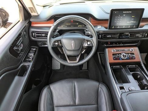 Used 2023 Lincoln Aviator Reserve w/ Equipment Group 201A RWD image 18