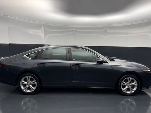 Used 2023 Honda Accord LX image 8