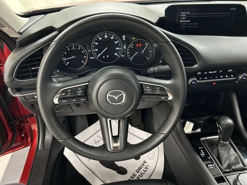 Certified 2025 MAZDA MAZDA3 s FWD image 4