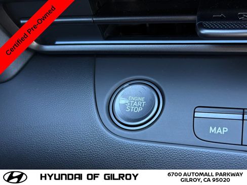 Certified 2025 Hyundai Elantra SEL FWD image 24